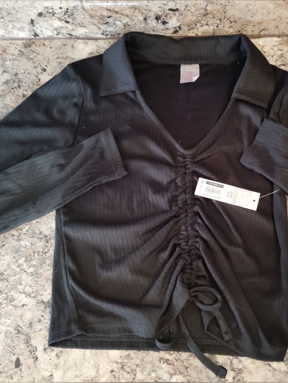 Women’s Black Ruched V-Neck Collared Top nWT Small